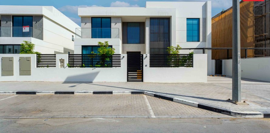 Villa sa Al Furjan, Dubai, UAE 6 silid-tulugan, 604.8 sq.m. № 579309