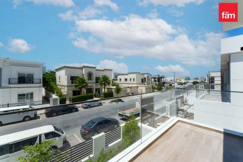 Vilë në Al Furjan, Dubai, Emiratet e Bashkuara Arabe 6 dhoma gjumi, 604.8 m2. № 579309 - Foto 4