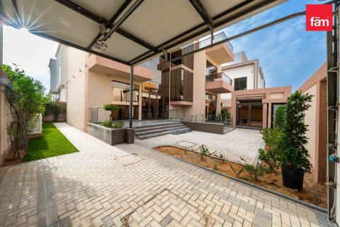 Vilă de închiriat în Dubai, EAU 5 dormitoare, 474.3 mp. №703775 - poză 26