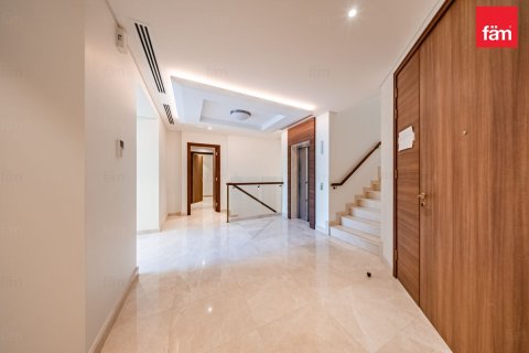 Huoneisto Downtown Dubai (Downtown Burj Dubai), Arabiemiraatit 5 makuuhuonetta, 567.5 m2 № 703768 - kuva 11