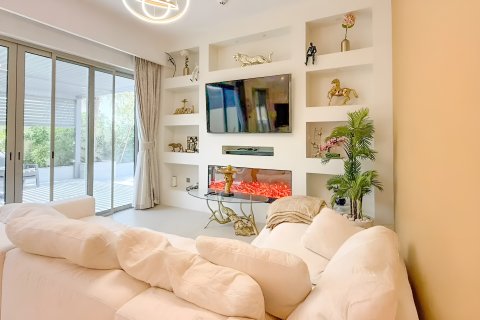 Müüa ridamaja asukohaga Dubai, AÜE: 4 magamistoaga, 205 m² Nr 713352 - pilt 6