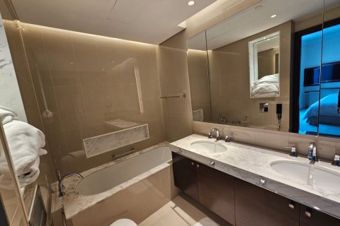 Lägenhet till försäljning i Downtown Dubai (Downtown Burj Dubai), Dubai, UAE 2 sovrum, 134 kvm Nr. 713351 - fotografi 9