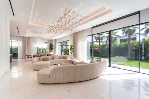 Müüa villa asukohaga Dubai, AÜE: 6 magamistoaga, 1044 m² Nr 713350 - pilt 7