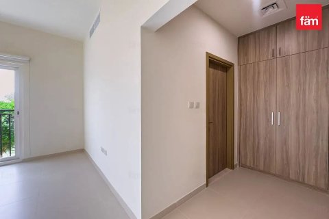 Városi lakóépület itt: Dubai, EAE, 3 hálószoba, 161 m², azonosító: 685916 - fénykép 8