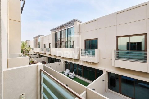Vila di Meydan, Dubai, UEA 4 kamar tidur, 218.04 m2 nomor 758960 - foto 23
