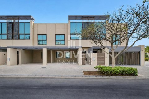 Villa en Meydan, Dubai, EAU 4 dormitorios, 218.04 m² № 758960