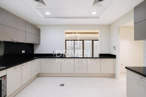 Vila di Meydan, Dubai, UEA 4 kamar tidur, 218.04 m2 nomor 758960 - foto 19