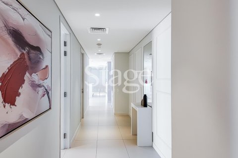 Byt v Dubai, SAE 3 ložnice, 195 m² Č.: 760849 - fotografie 11