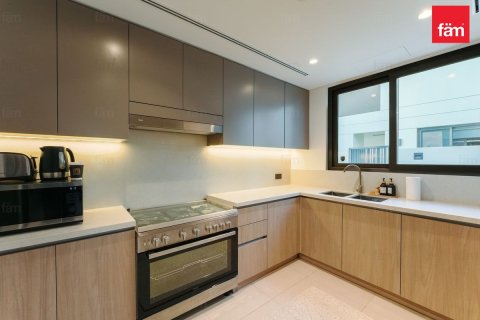 Villa til leje i Tilal Al Ghaf, Dubai, UAE 4 soveværelser, 217.4 kvm № 678348 - foto 9