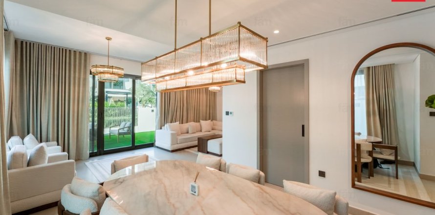 Villa i Tilal Al Ghaf, Dubai, UAE 4 soveværelser, 217.4 kvm № 678348