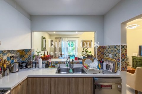 Adosado en alquiler en Dubai Land, Dubai, EAU 3 dormitorios, 161.35950458 m2 № 650908 - foto 13