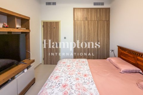 Adosado en alquiler en Dubai Land, Dubai, EAU 3 dormitorios, 161.35950458 m2 № 650908 - foto 6