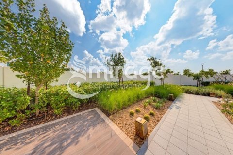 Vila v Abu Dhabi, SAE 5 ložnice, 1649.9 m² Č.: 597365 - fotografie 11
