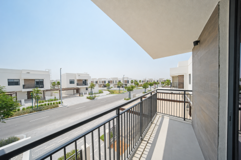 Villa on the Yas Island, Abu Dhabi, UAE 4 bedrooms, 314.89 sq.m. № 749965