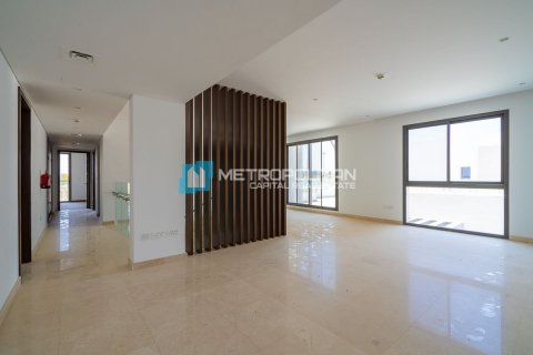 Proprietà commerciale in vendita a Yas Island, Abu Dhabi, EAU 656 mq. № 594085 - foto 1