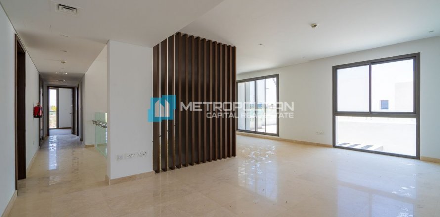 Proprietà commerciale a Yas Island, Abu Dhabi, EAU 656 mq. № 594085