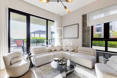 Apartmen di Jumeirah, Dubai, UAE 2 bilik tidur, 122 meter persegi № 603741 - foto 1