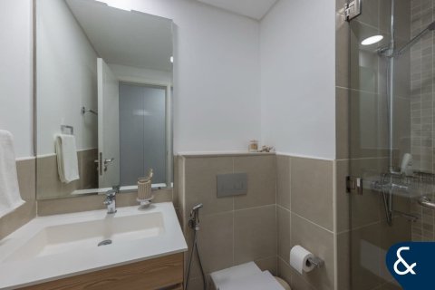 Byt v Jumeirah Golf Estates, Dubai, SAE 2 ložnice, 128 m² Č.: 667012 - fotografie 9