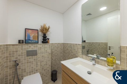 Byt v Jumeirah Golf Estates, Dubai, SAE 2 ložnice, 128 m² Č.: 667012 - fotografie 8