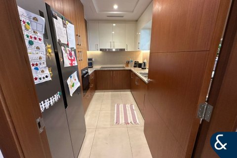 Lägenhet till försäljning i Dubai Marina, Dubai, UAE 2 sovrum, 147 kvm Nr. 667011 - fotografi 8