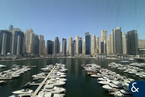 Apartment in Dubai Marina, Dubai, UAE 2 bedrooms, 147 sq.m. № 667011 - photo 1