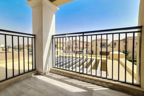 Villa in Dubai Land, Dubai, UAE 3 bedrooms, 333 sq.m. № 602998 - photo 12