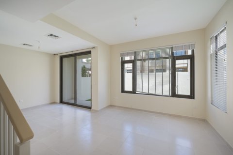Rijtjeshuis te huur in Reem, Dubai, VAE 3 slaapkamers, 238 vr.m., nr 690817 - foto 2