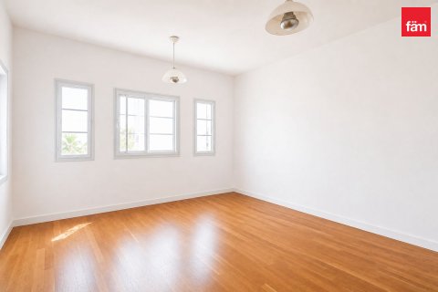 Vila di Dubai, UEA 3 kamar tidur, 212.5 m2 nomor 739576 - foto 7