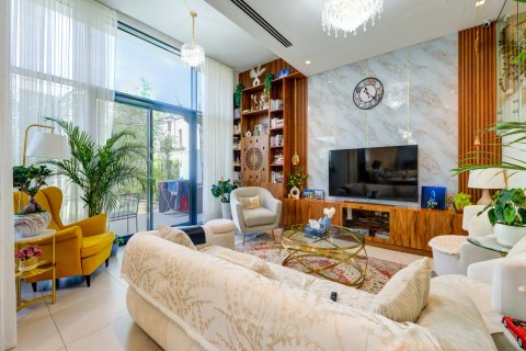 Rijtjeshuis te koop in Dubai, VAE 3 slaapkamers, 204 vr.m., nr 703237 - foto 3