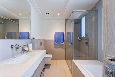 Rijtjeshuis te koop in Dubai, VAE 3 slaapkamers, 204 vr.m., nr 703237 - foto 16
