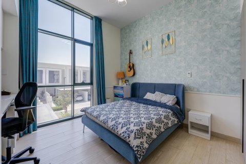 Rijtjeshuis te koop in Dubai, VAE 3 slaapkamers, 204 vr.m., nr 703237 - foto 11