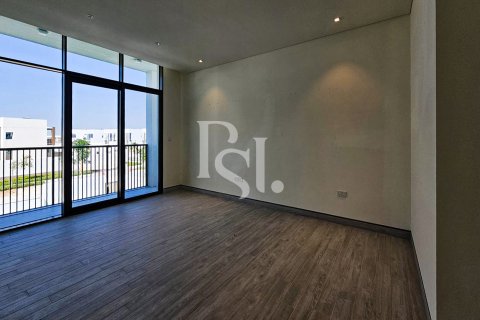 Villa à vendre à Abu Dhabi, EAU 4 chambres, 340 m2 № 716445 - photo 3