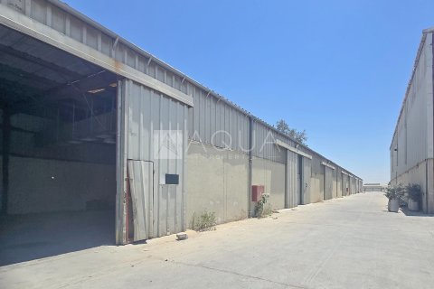 Fabrika u Al Quoz, Dubai, UAE 9375.9 m2 Br. 753932 - fotografija 10