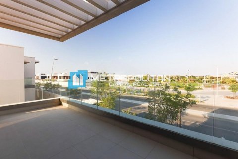 Vila di Yas Island, Abu Dhabi, UAE 4 bilik tidur, 499.6 meter persegi № 685862 - foto 24