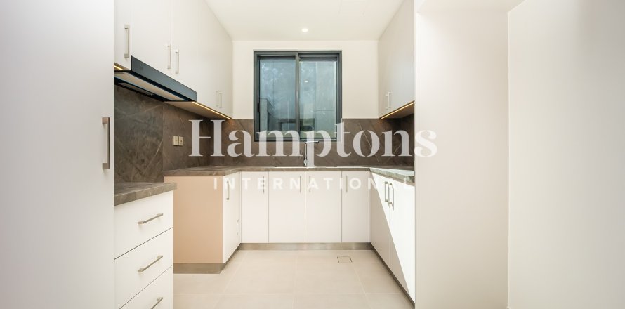 Villa asukohaga Arabian Ranches 3, Dubai, AÜE: 4 magamistoaga, 456 m² Nr 693713