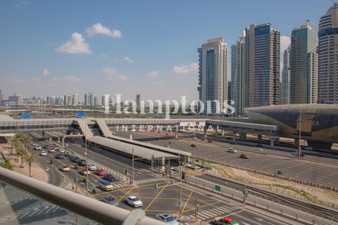 Apartmen di Dubai Marina, Dubai, UAE 2 bilik tidur, 100.70685200 meter persegi № 680127 - foto 13
