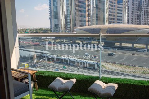 Apartmen di Dubai Marina, Dubai, UAE 2 bilik tidur, 100.70685200 meter persegi № 680127 - foto 15