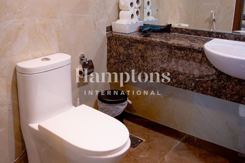 Apartmen di Dubai Marina, Dubai, UAE 2 bilik tidur, 100.70685200 meter persegi № 680127 - foto 12