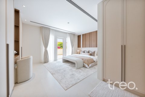 فيلا للبيع في Jumeirah Park، دبي، الإمارات العربية المتحدة 4 غرفة نوم ، 327.67 متر مربع ، رقم 733082 - صورة 16