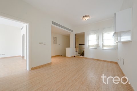 Vilă de vânzare în Meadows, Dubai, EAU 4 dormitoare, 343.74 mp.  №733077 - poză 13