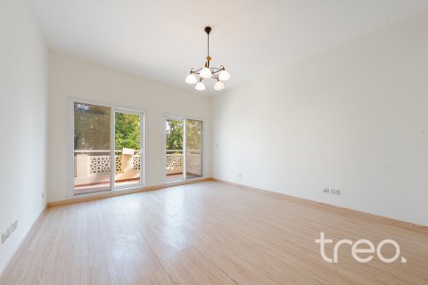Vilă de vânzare în Meadows, Dubai, EAU 4 dormitoare, 343.74 mp.  №733077 - poză 18