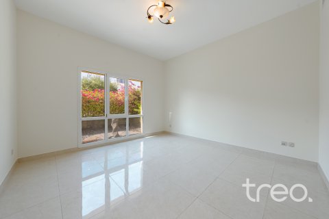 Vilă de vânzare în Meadows, Dubai, EAU 4 dormitoare, 343.74 mp.  №733077 - poză 11