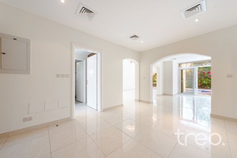 Vilă de vânzare în Meadows, Dubai, EAU 4 dormitoare, 343.74 mp.  №733077 - poză 5