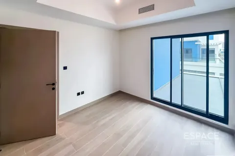 Townhouse til salg i Damac Lagoons, Dubai, UAE 4 soveværelser, 211 kvm № 670189 - foto 4