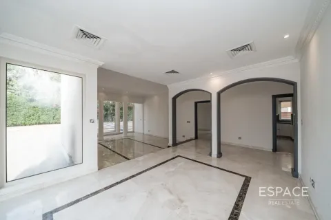 Vila u gradu Arabian Ranches, Dubai, UAE 3 spavaće sobe, 294 m2 Br. 670193 - Slika 17