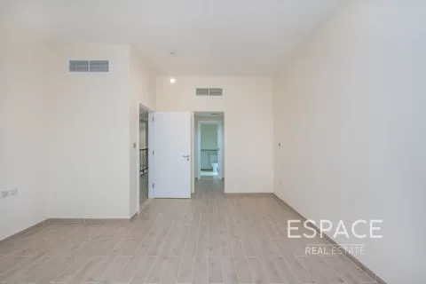 Villa til leje i Dubai Sports City, Dubai, UAE 5 soveværelser, 446 kvm № 670192 - foto 15