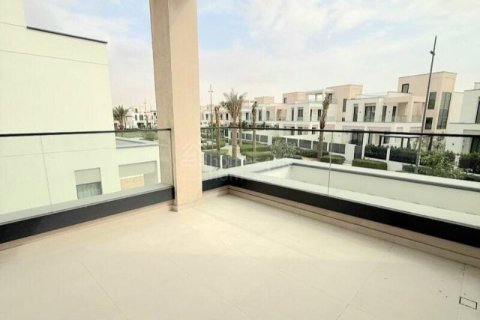 Vila v Arabian Ranches 3, Dubai, SAE 4 ložnice, 516 m² Č.: 695350 - fotografie 4