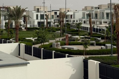 Vila di Arabian Ranches 3, Dubai, UAE 4 bilik tidur, 516 meter persegi № 695350