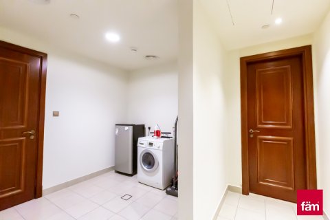 Apartment in Palm Jumeirah, Dubai, UAE 3 bedrooms, 455.9 sq.m. № 695344 - photo 27