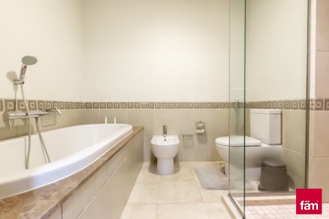 Apartment in Palm Jumeirah, Dubai, UAE 3 bedrooms, 455.9 sq.m. № 695344 - photo 22